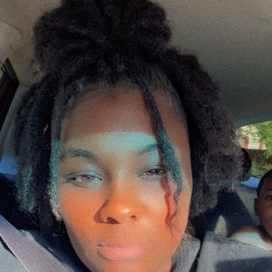 Meet your Posher, Aneshia